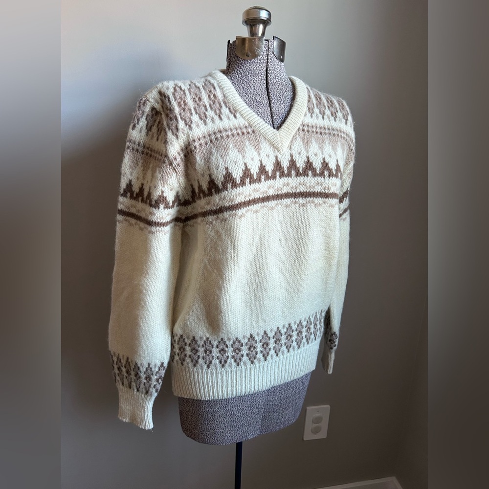 Jantzen pure new wool V-Neck Sweater Cream and Brown fair isle nordic winter